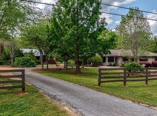 1951 Old Bishop Rd, Bishop, GA 30621