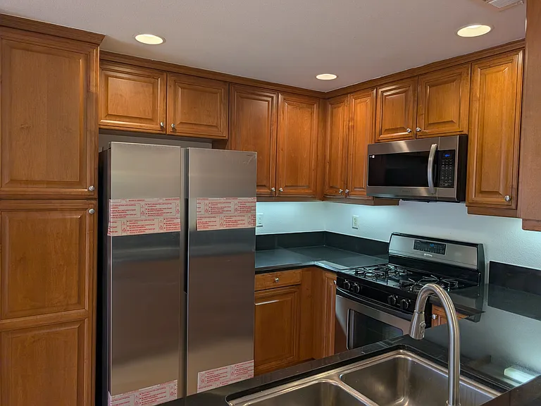 19335 Laroda Ln — Photo 11