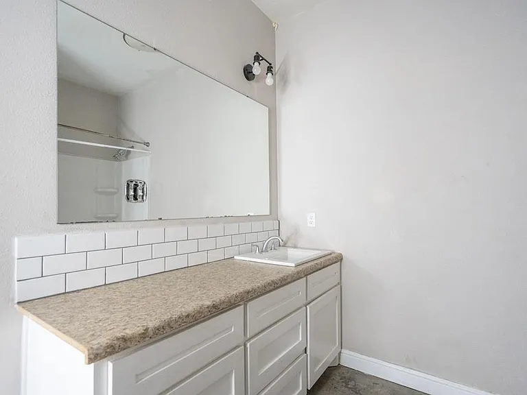 118 E County Road 120 — Photo 34
