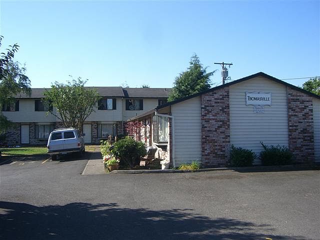 2nd image of 14302 SE Division St APT 2