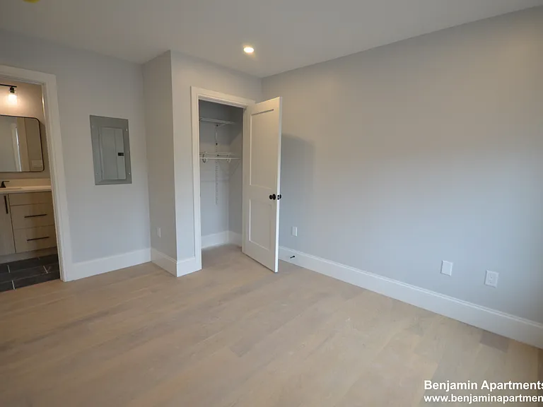 425 Market St #404 — Photo 5