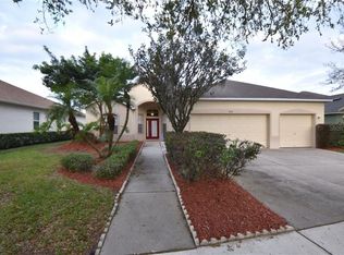 9509 Laurel Ledge Dr, Riverview, FL 33569