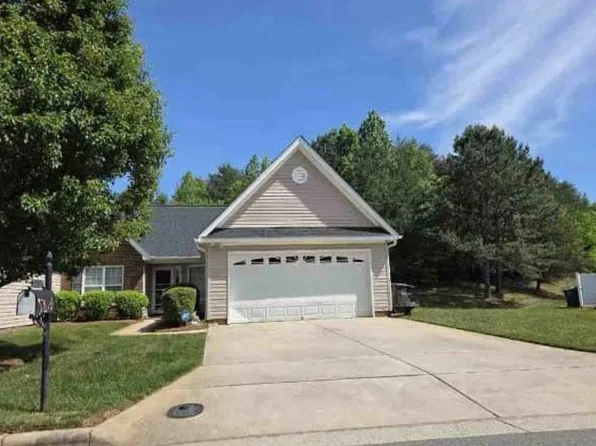 5700 Sycamore Glen Rd, Greensboro, NC 27405