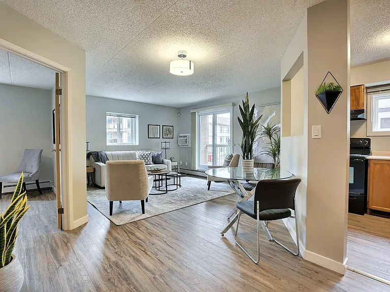 2227 Lorne St #201 — Photo 38