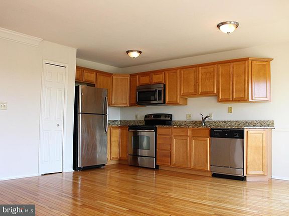 3rd image of 509 Pinnacle Dr