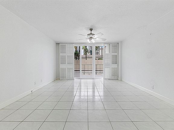 5th image of 1149 Hillsboro Mile #109