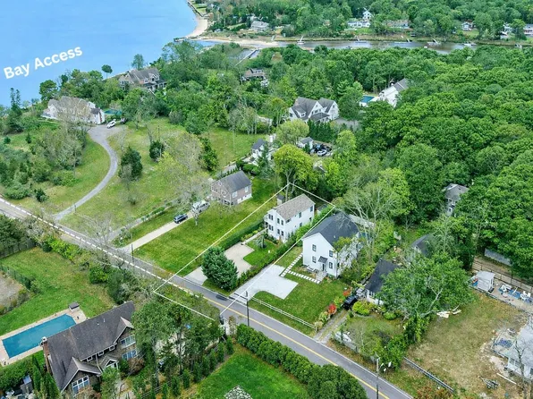 13 Willow Shade Ave, East Quogue, NY 11942