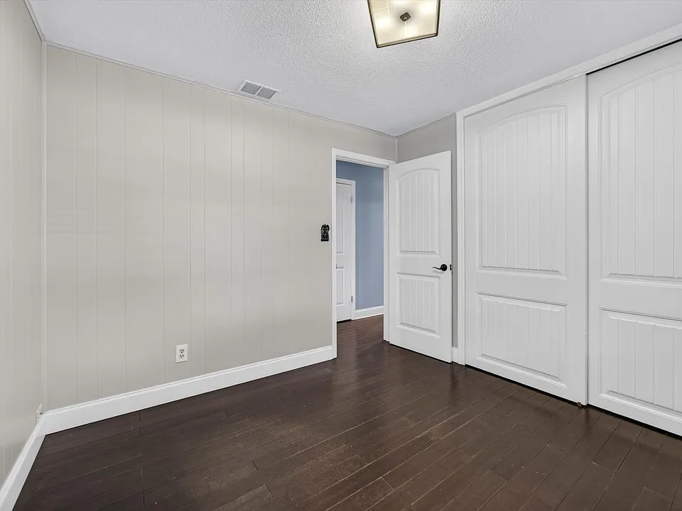 333 Cornwall Rd