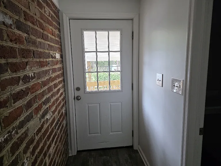 2317 Willtee Ln — Photo 9