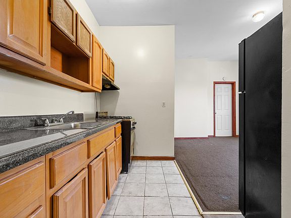 5th image of 839 Jennings St Floor 2
