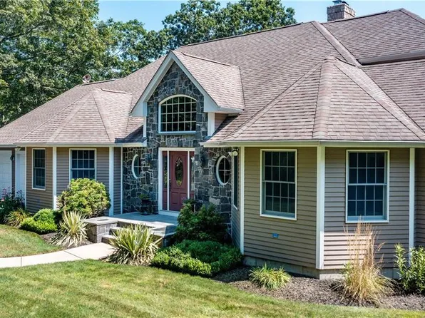 41 Edies Ln, Exeter, RI 02822
