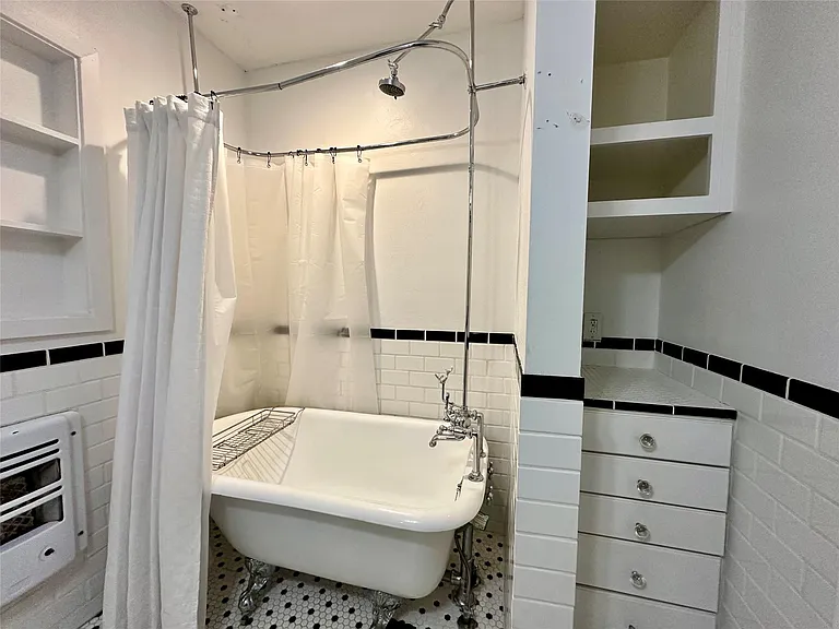 1509 Vine St — Photo 12