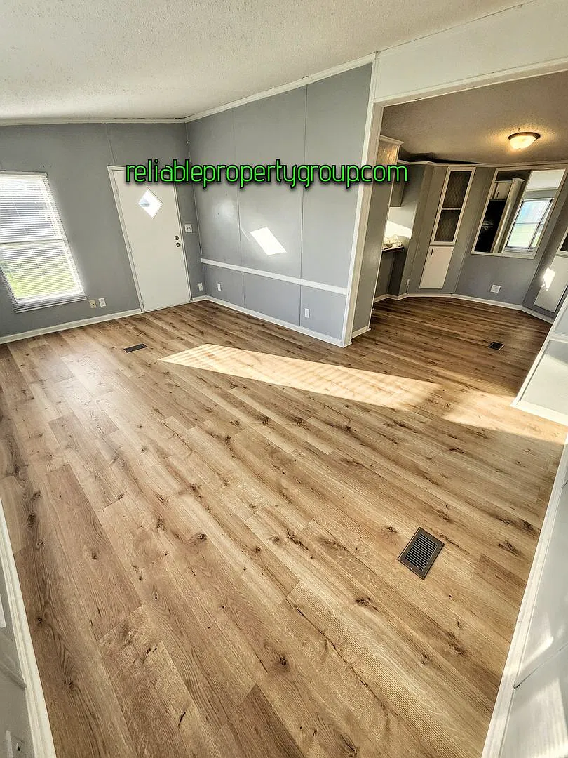 New Listing in Fort Wayne — Photo 3