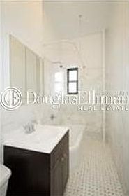 4th image of 57 W 75th St APT 10B