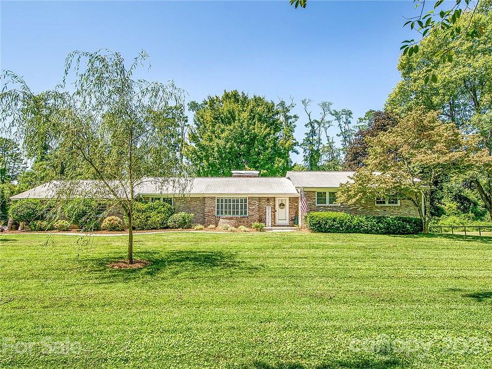 122 Edney St, Hendersonville, NC 28792 MLS 3782420 Zillow