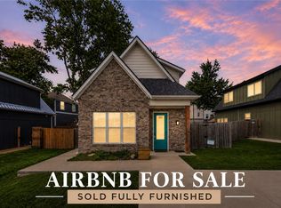 3026 W Old Farmington Rd, Fayetteville, AR 72704