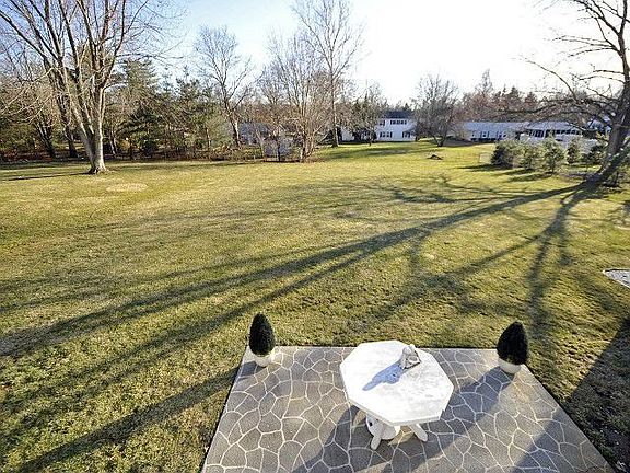 another view of this yard