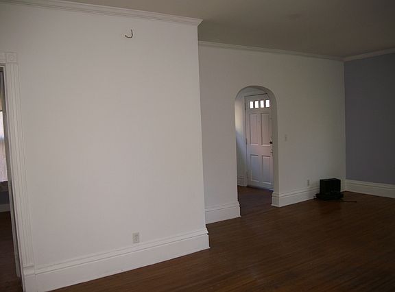 3rd image of 245 S Lincoln Ave