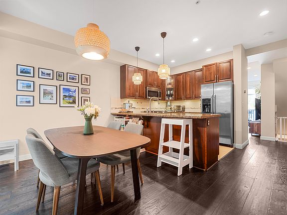 3rd image of 20738 84th Ave #32