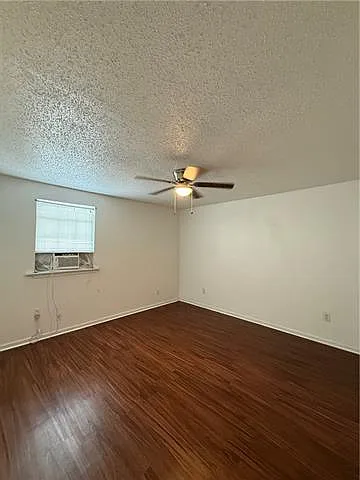 4452 Plum Orchard Ave — Photo 7