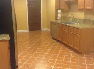 236 W Essex Ave, Saint Louis, MO 63122