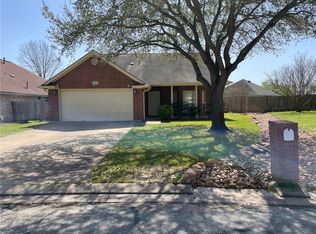 204 Bernburg Ct, College Station, TX 77845