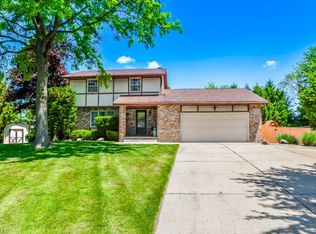 6815 Water Course Cir NW, Canal Fulton, OH 44614