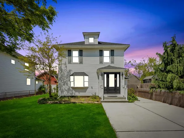 19 William Street, Amityville, NY 11701