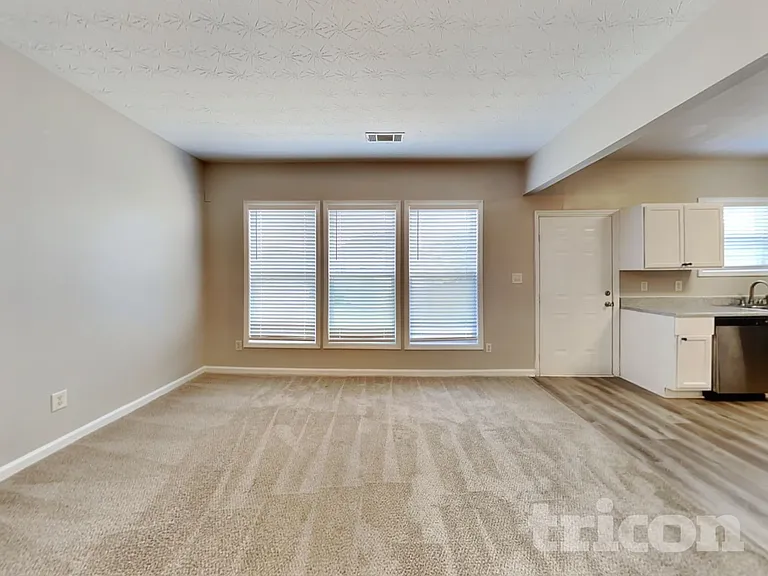 344 Cool Weather Dr — Photo 3