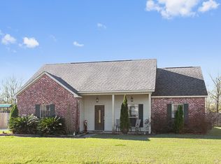 44413 Pecan Oaks Ave, Sorrento, LA 70778
