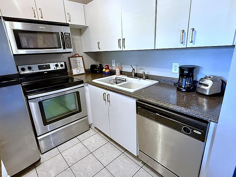181 Tilford #I — Photo 2