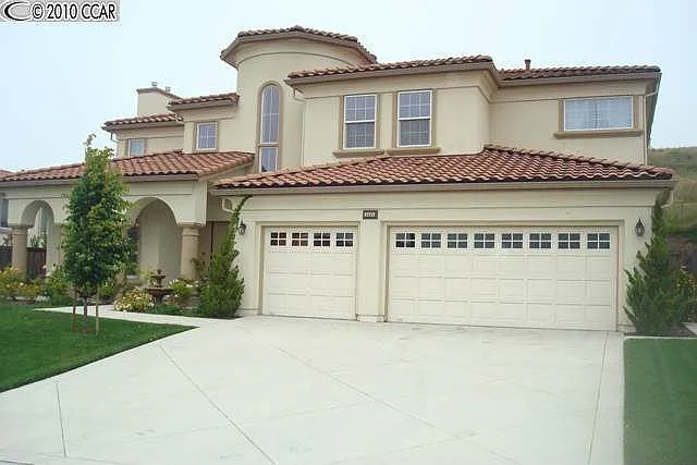 3441 Ashbourne Cir photo 1