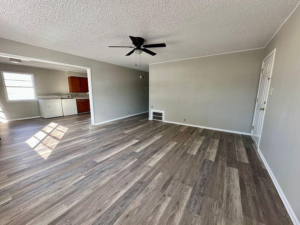 1st image of 109 E 15th St #109.5
