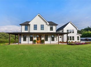 6438 E Cherokee Dr, Canton, GA 30115