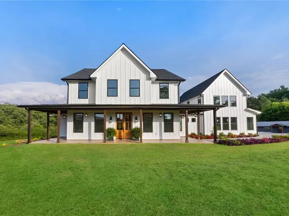 6438 E Cherokee Dr, Canton, GA 30115