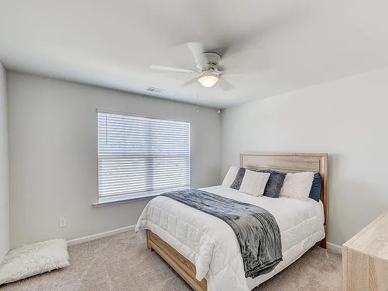 243 N Lgt Way — Photo 23