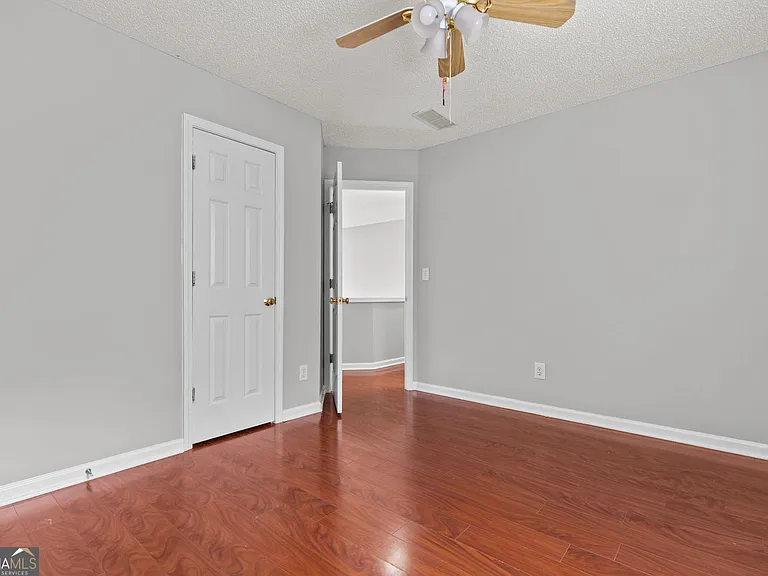 2315 Hiawassee Dr — Photo 32