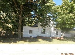 602 E 18th St, Rochester, IN 46975