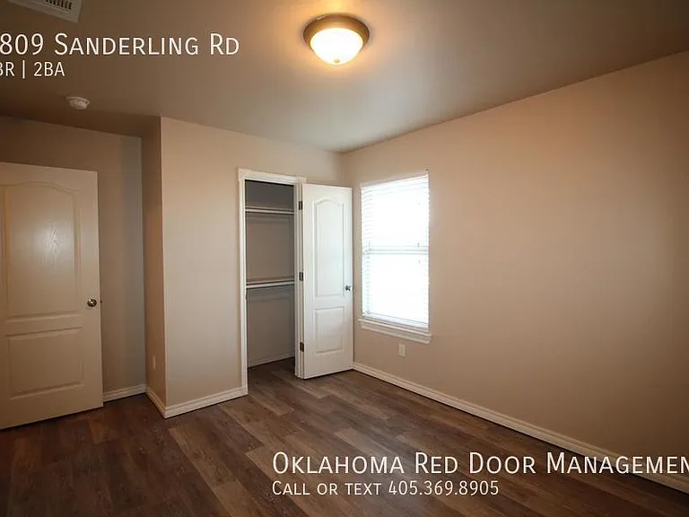 5809 Sanderling Rd — Photo 23