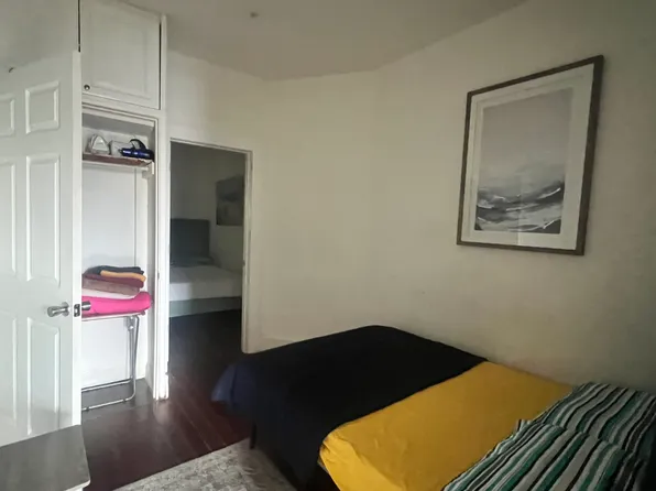 422 Saint Pauls Avenue image 6 of 12