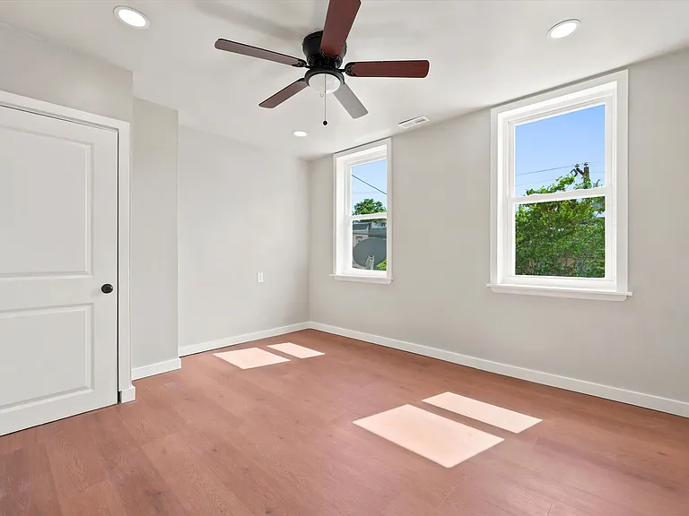 4795 Silverwood St — Photo 14
