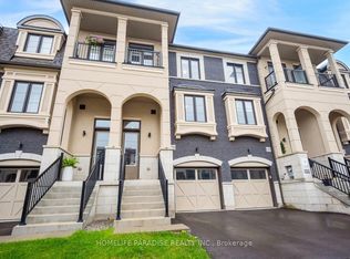 1356 Kaniv St, Oakville, ON L6M 5R3