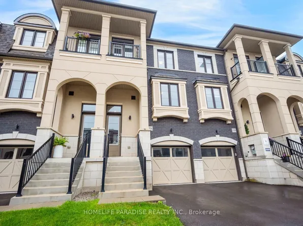1356 Kaniv St, Oakville, ON L6M 5R3