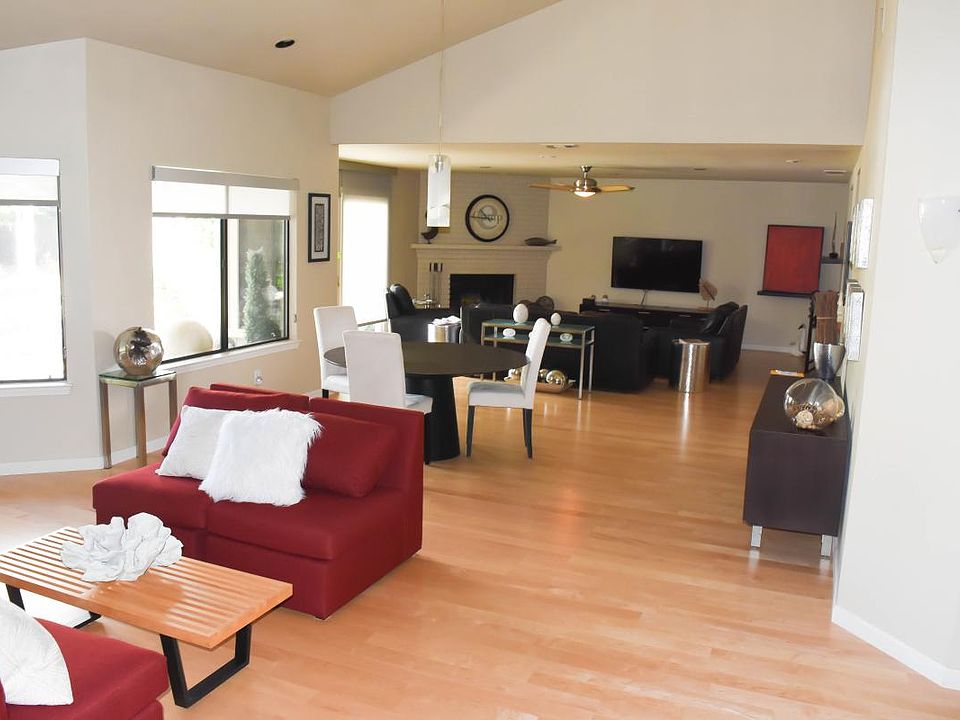 1st image of 5836 Laguna Park Dr