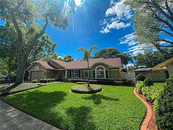 5th image of 901 Silversmith Cir