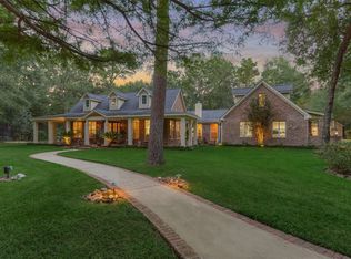 10928 Lake Forest Dr, Conroe, TX 77384