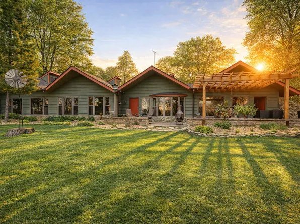 6575 145th St E, Northfield, MN 55057