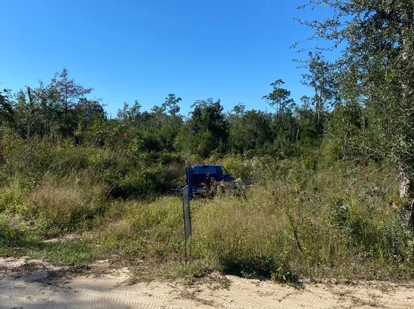 10450 River Alley Rd, Youngstown, FL 32466