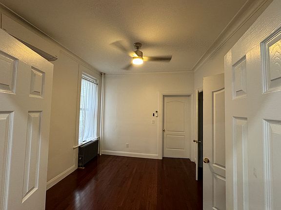 4th image of 475 18th St #1