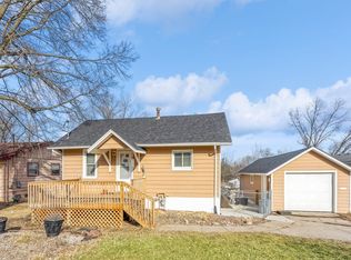 3068 Highway F48 W, Newton, IA 50208